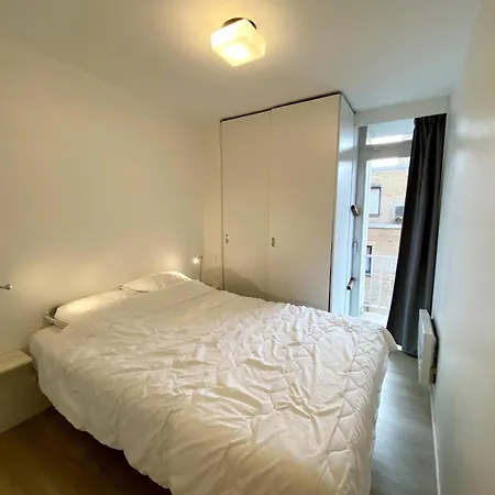 In Located With Beautiful Sea Views, Cleaning Included Apartment