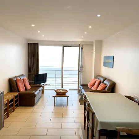 Apartment In Located With Beautiful Sea Views, Cleaning Included *