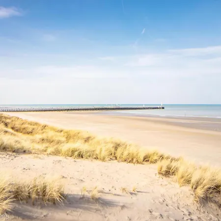 Apartment In Located With Beautiful Sea Views, Cleaning Included Nieuwpoort