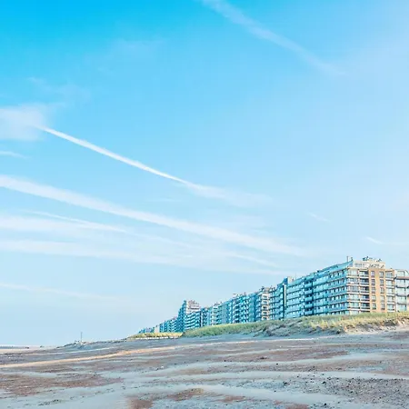 In Located With Beautiful Sea Views, Cleaning Included