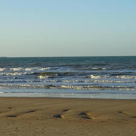 In Located With Beautiful Sea Views, Cleaning Included * Nieuwpoort