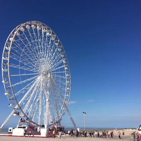 In Located With Beautiful Sea Views, Cleaning Included